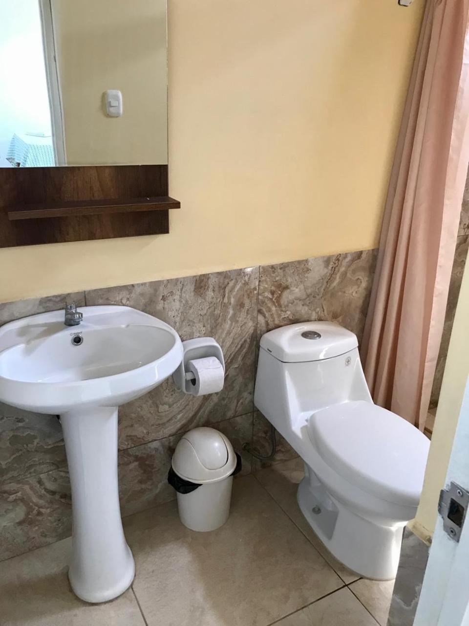 Ancora Beach Hotel Mancora Ruang foto